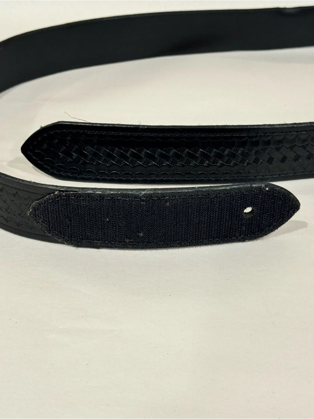 Aker Leather & Velcro Pant Duty Belt 1.5 x 36‎ Model B16-36 Black Made In USA